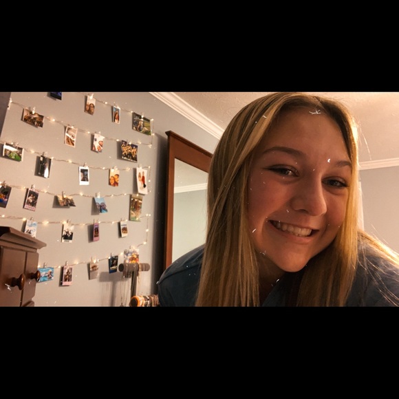 Meet your Posher, Samantha - Picture 1 of 1